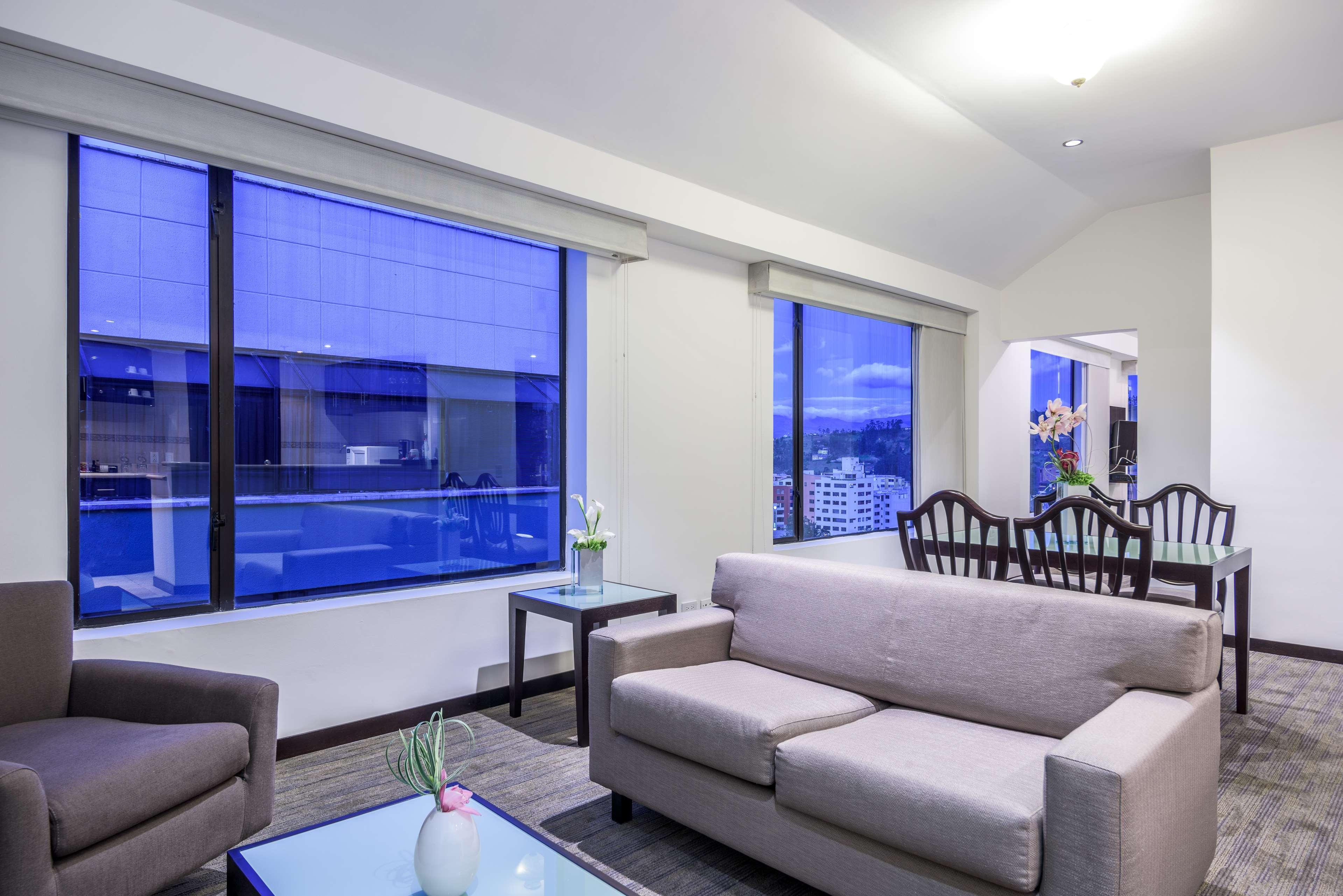 Готель Nh Collection Quito Royal Екстер'єр фото