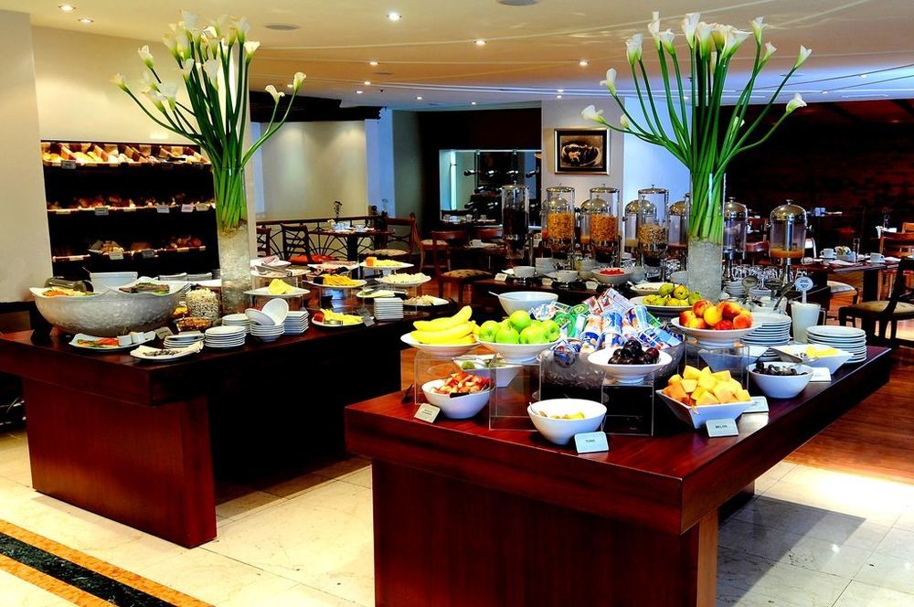Готель Nh Collection Quito Royal Ресторан фото