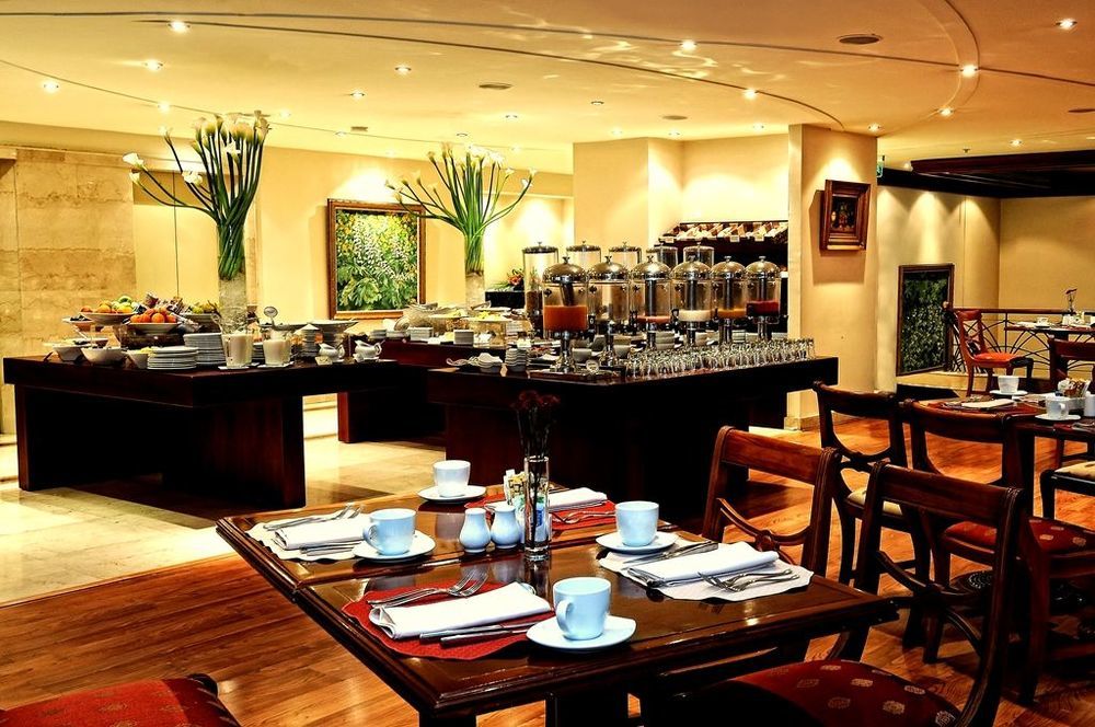 Готель Nh Collection Quito Royal Ресторан фото