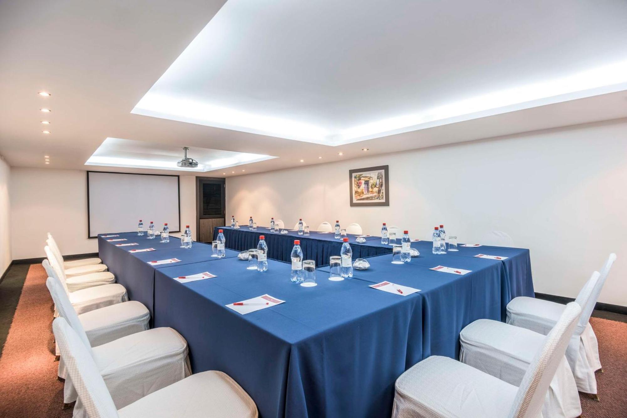 Готель Nh Collection Quito Royal Екстер'єр фото
