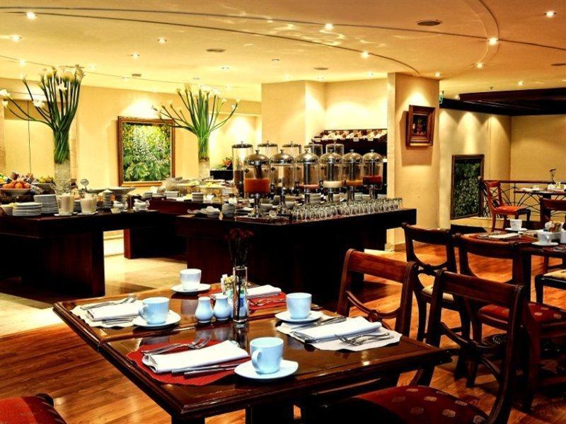 Готель Nh Collection Quito Royal Екстер'єр фото